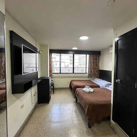 Residencia Terreros Lägenhet Guayaquil Exteriör bild